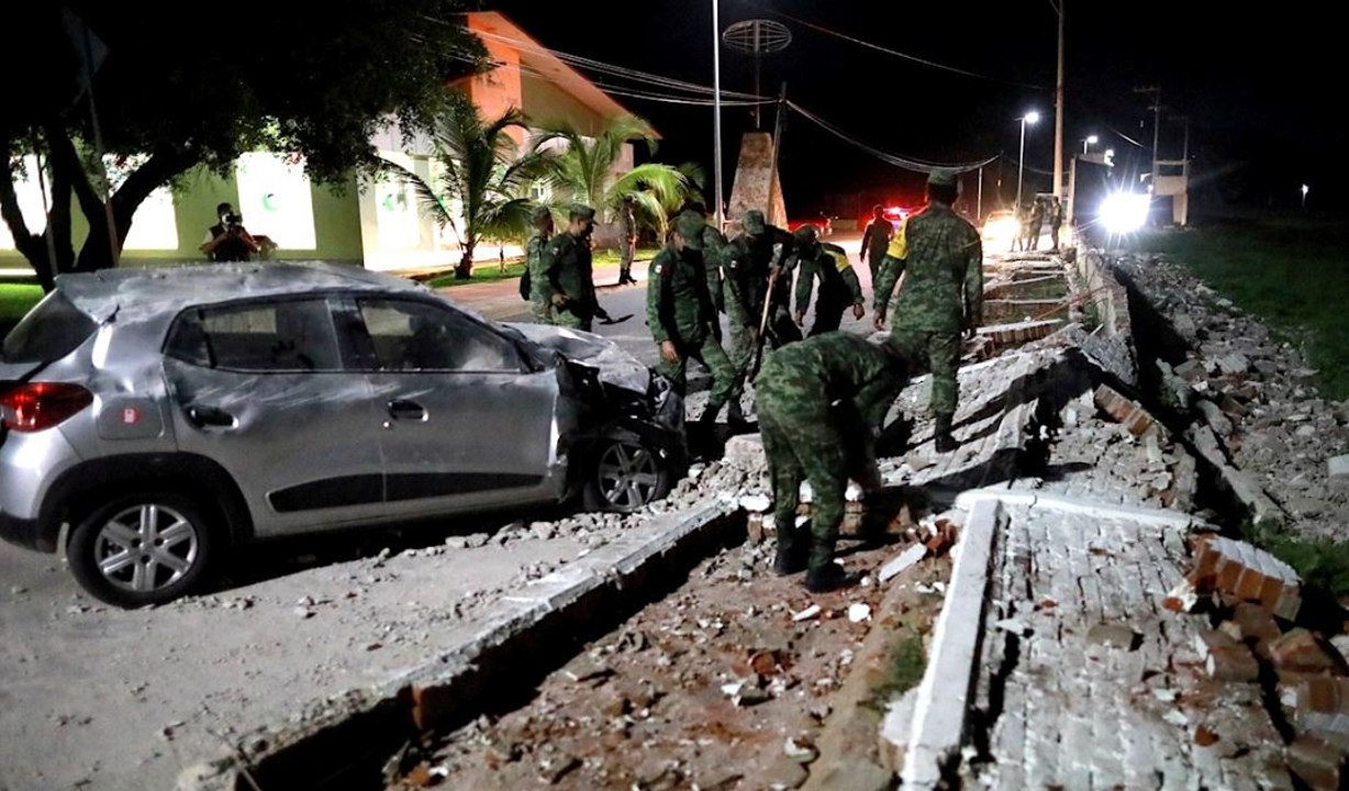 Un fuerte terremoto de magnitud 7,1 en el centro y sur de México deja al menos un muerto
