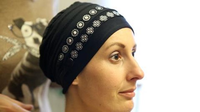 Cancer : headbands, bandeaux… bien choisir ses accessoires