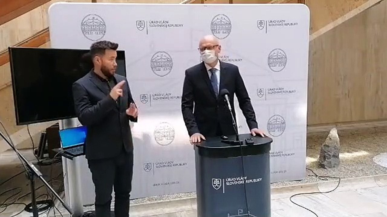 ZÁZNAM: Brífing ministra hospodárstva R. Sulíka