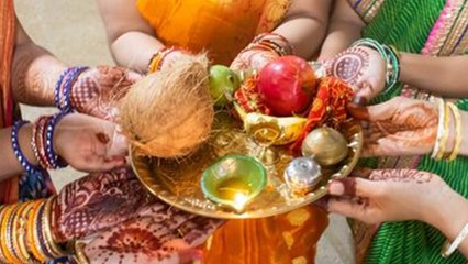 Hartalika Teej 2021: हरतालिका तीज पर व्रती महिलाएं जरूर करें इस चीज का दान  | Boldsky