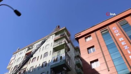 Son dakika haberi: Apartmanın çatısında korkutan yangın...Apartmandan ördeğiyle birlikte çıktı