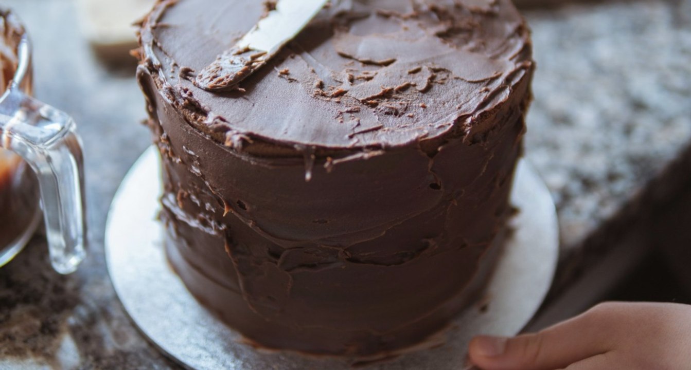 How to Freeze Cake