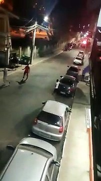 Oito homens são presos após a reagirem a abordagem da PM em show irregular