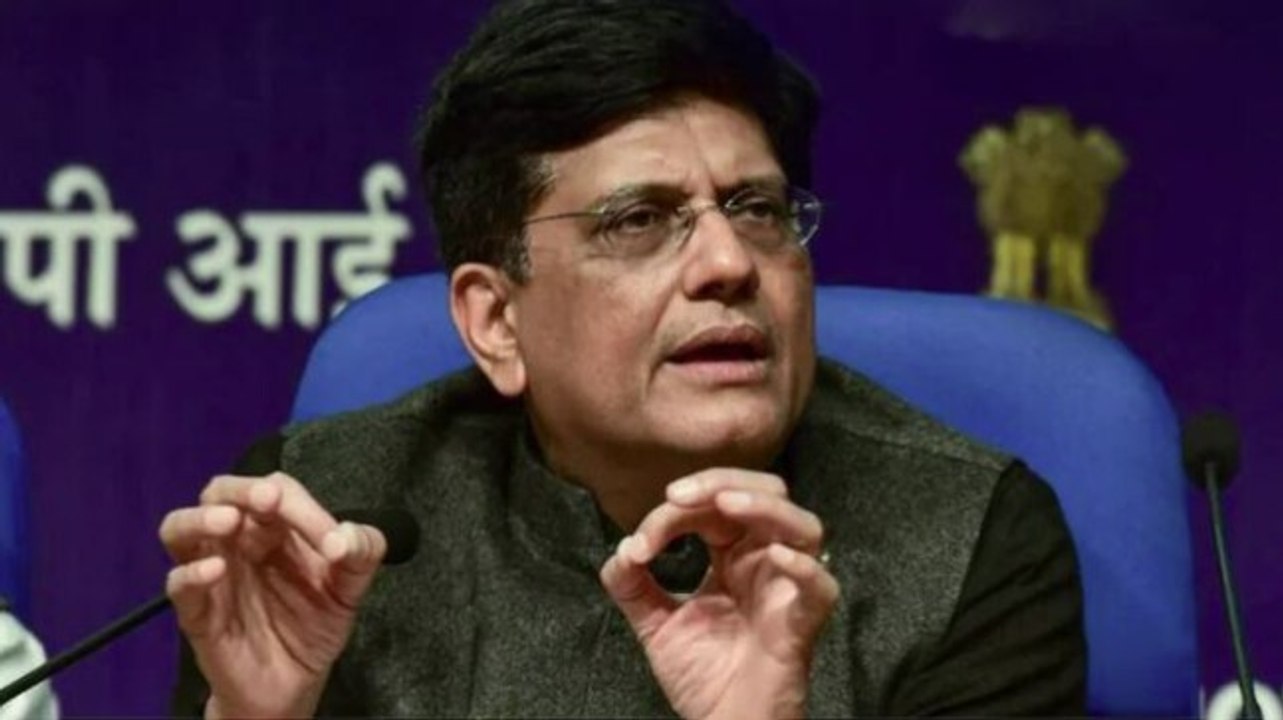 Cabinet clears Rs 10,683 crore PLI for textile sector; Maruti Suzuki's production dips in August; more