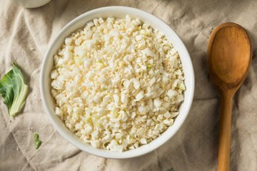 How to Make Cauliflower Rice