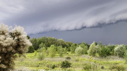 'INTENSE Thunderstorm Approaches Scarborough, Toronto | September 7, 2021'