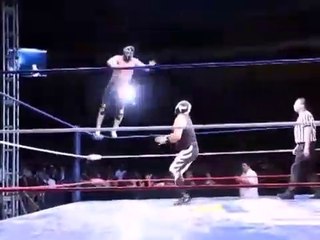 Fantasma de la Opera vs. Oro / Mascara vs. Mascara