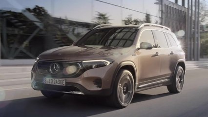 The new Mercedes-Benz EQB Driving Video