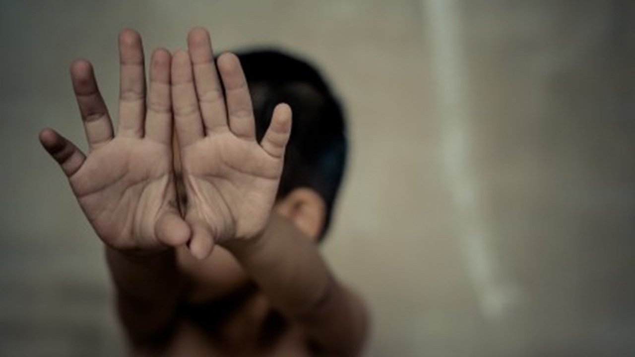 Viral, Ayah di Jambi Tega Aniaya hingga Lempar Anaknya ke Sungai