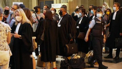 Attentats du 13 novembre : Salah Abdeslam dédouane certains de ses coaccusés