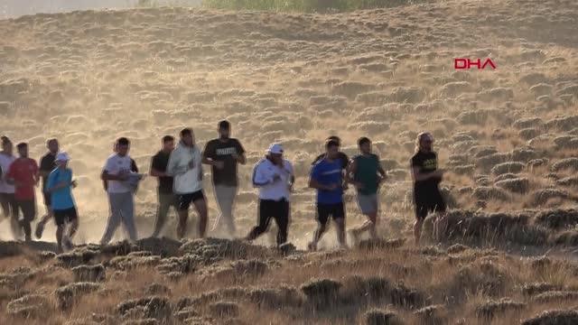 SPOR Muaythai Milli Takımı son antrenmanını Nemrut'ta yaptı