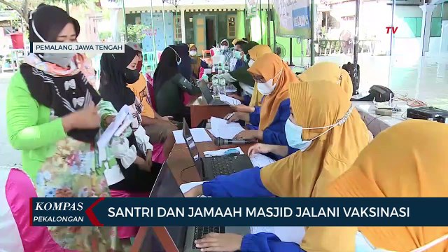 Santri dan Jamaah Masjid Jalani Vaksinasi