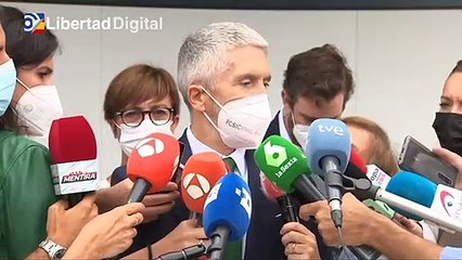 Marlaska no dimite y pide no "banalizar" los delitos de odio