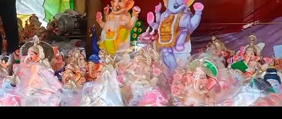 कोरोना से हालात सामान्य पर नहीं मिली मूर्तिकारों को राहत, इस साल भी आर्थिक नुकसान झेलने मजबूर शिल्पकार