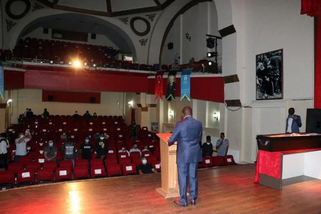 BEYİN KANAMASINDAN ÖLEN NİJERYALI ÖĞRENCİ, ESKİŞEHİR'DE TOPRAĞA VERİLDİ