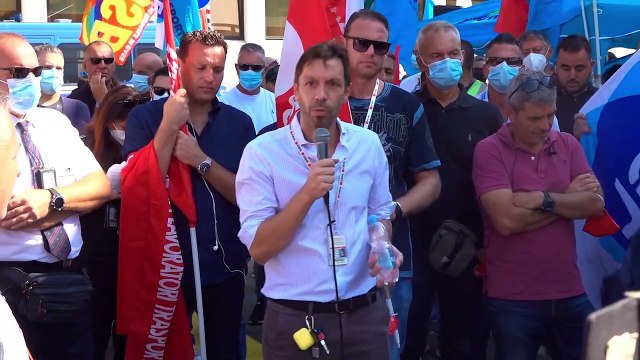 Roma, la protesta dei lavoratori Alitalia. Cuscito (Filt-Cgil): Azienda riapra il tavolo con noi