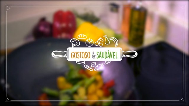 Receita de bolo saudável por Taeq (Bolo de aveia com castanha-de-caju)