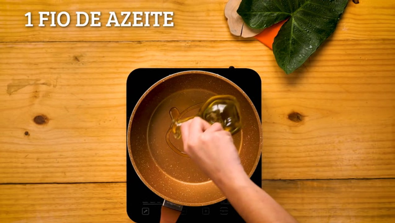 Bolo salgado com taioba — Receitas TudoGostoso