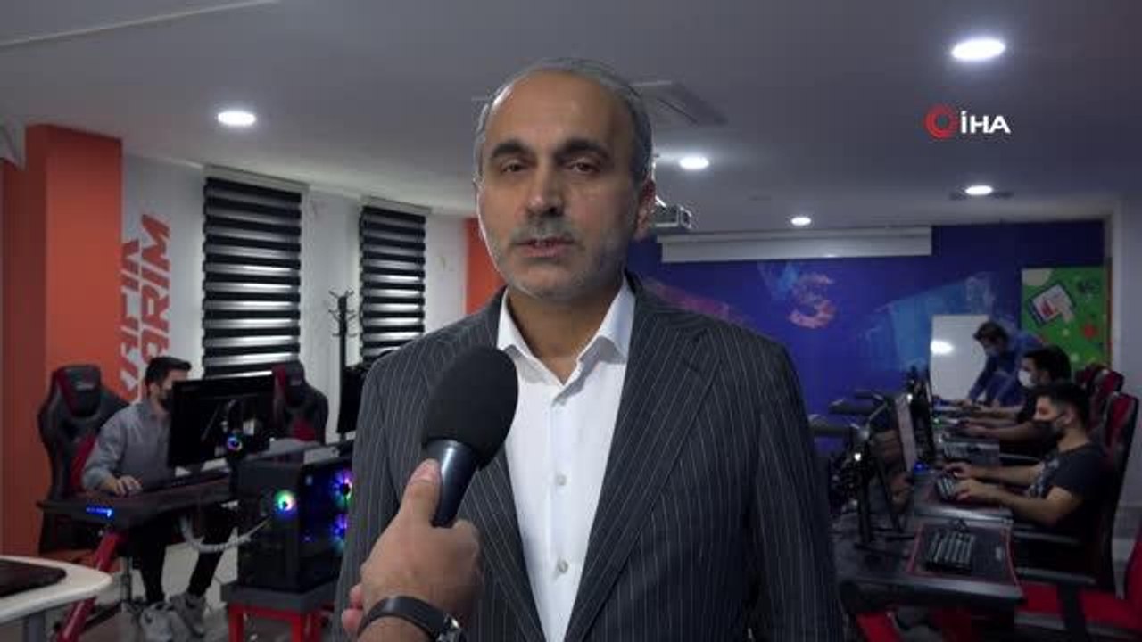 Bilişim Akademisi'nden istihdama katkı
