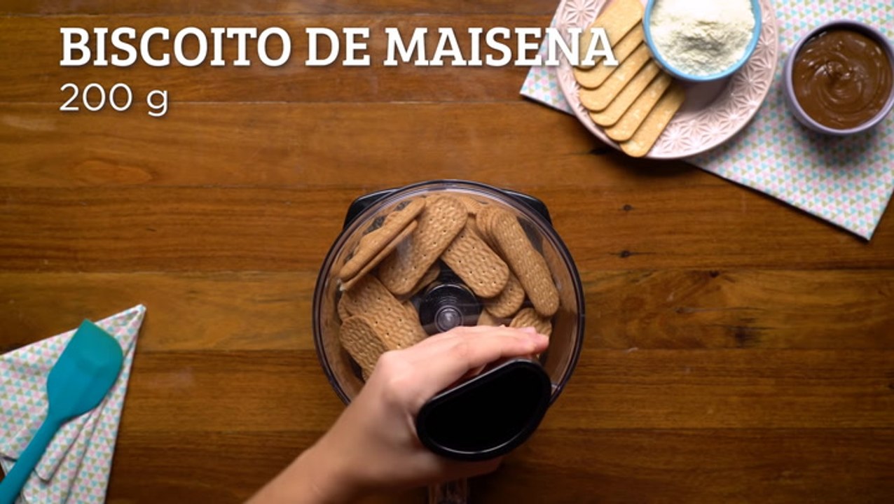 Torta de leite em pó com creme de avelã — Receitas TudoGostoso