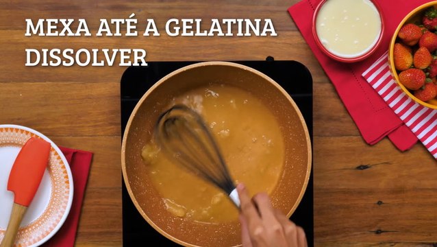 Gelatina recheada — Receitas TudoGostoso