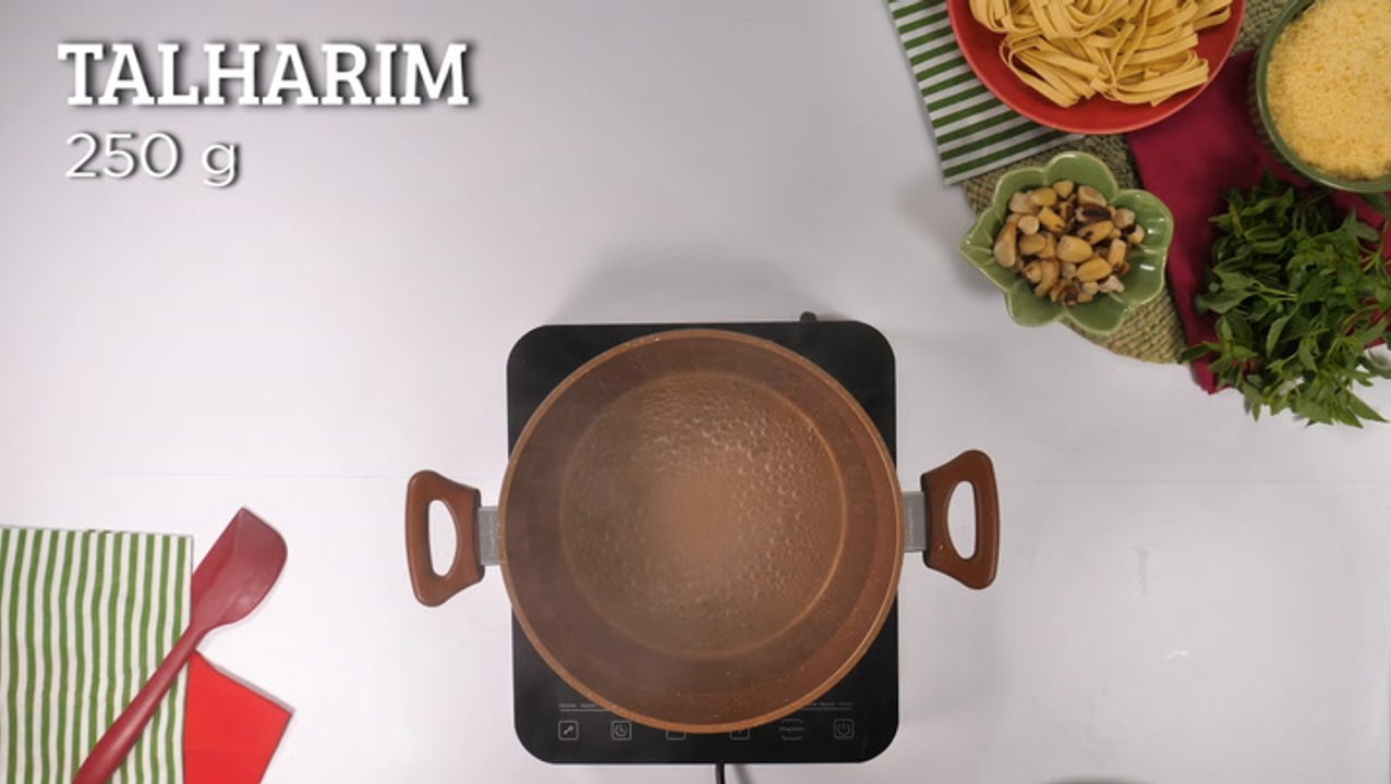 Macarrão Ao Pesto