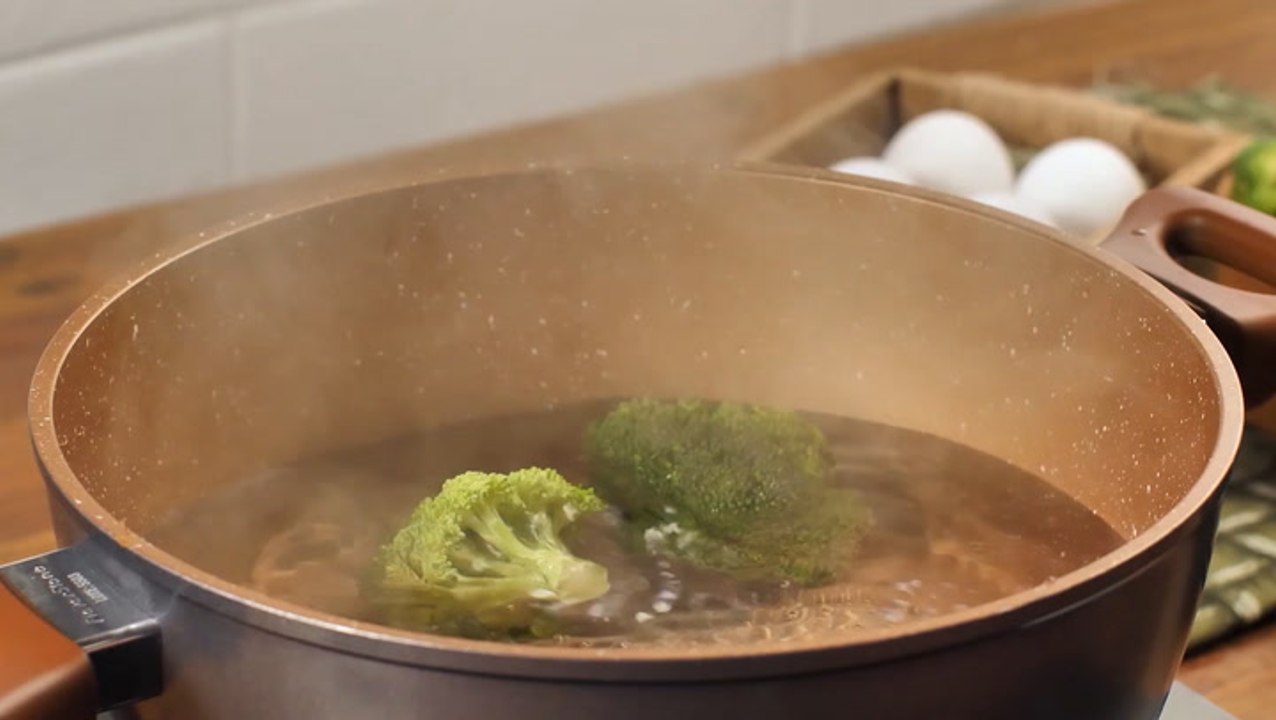 Bolinho De Brócolis Assado — Receitas Tudogostoso - Site