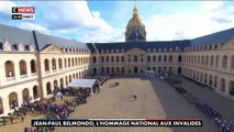 Jean-Paul Belmondo: Regardez l'hommage très émouvant que les petits-enfants de l'acteur lui ont rendu aux Invalides