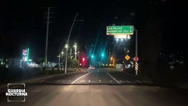 Baches, oscuridad e inseguridad es lo que viven quienes circulan sobre avenida Adolf Horn