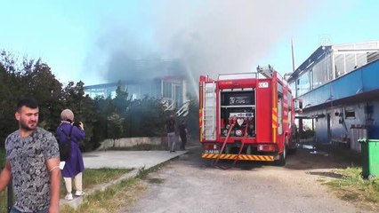 Restoran yanarak kullanılamaz hale geldi