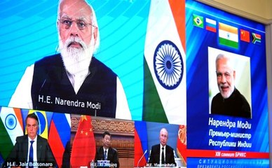 Putin: "Afganistan'daki durumun bölge ve dünya güvenliğini nasıl etkileyeceği bilinmiyor"