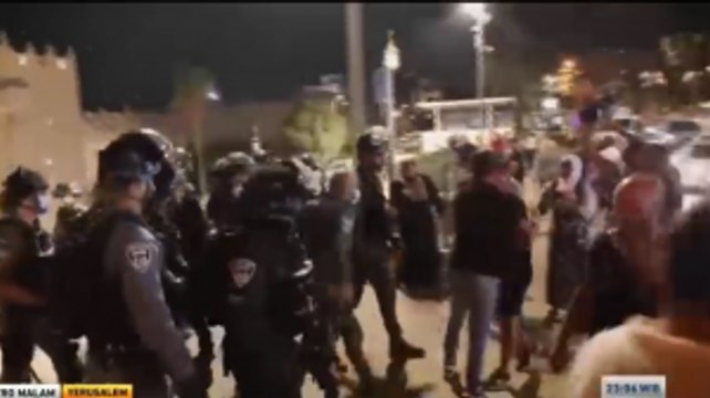 Tentara Israel Bentrok dengan Warga di Yerusalem Pascakaburnya 6 Tahanan Palestina