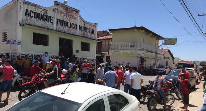 Vereadores da região de Sousa reprovam projeto do prefeito e sessão termina em confusão e revolta