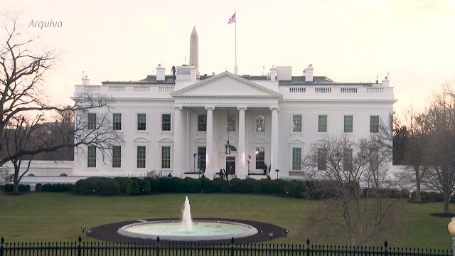 EUA tornarão obrigatórios vacinas em empresas com mais de 100 funcionários