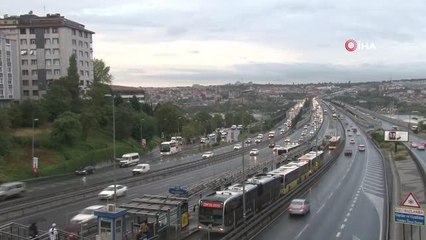 Beklenen yağmur İstanbul'da etkili olmaya başladı