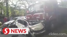 Tarmac-laden lorry rams into seven vehicles in Sungai Buloh