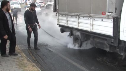 Beylikdüzü'nde sürücülerin yola dökülen mazot ile imtihanı