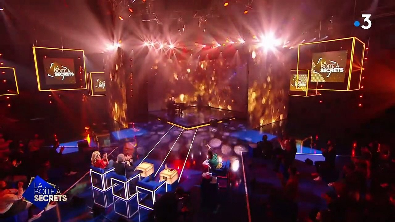 Pascal Obispo ému face à Daniel Levi et Ahmed Mouici sur "Mon frère"