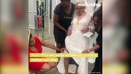 Elle porte sa robe de mariage près de 70 ans plus tard