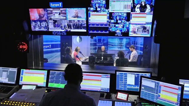 Les stories de Micheline, Grégoire, Nicolas et Elie Semoun