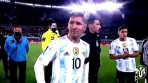 Leo Messi en larmes au moment de célébrer la Copa America devant le public argentin