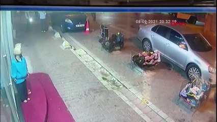 Son Dakika | ESENYURT'TA YOL KAVGASI; BALTAYLA BAŞINA VURARAK ÖLDÜRDÜ