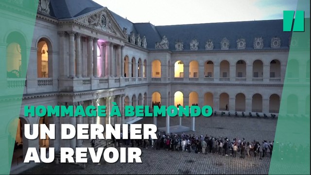 Hommage à Belmondo: la foule impressionnante des anonymes aux Invalides