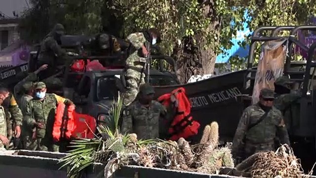 Mexique: des soldats au secours de victimes d'inondations