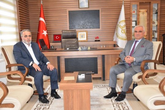 Diyanet İşleri Başkan Yardımcısı İşliyen, Bilecik'te açılış ve ziyaretlerde bulundu