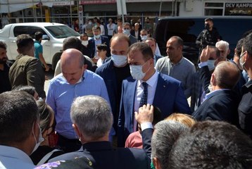 Bakan Soylu Hakkari'de nikah törenine katıldı