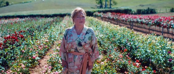 Entre rosas - Tráiler oficial español