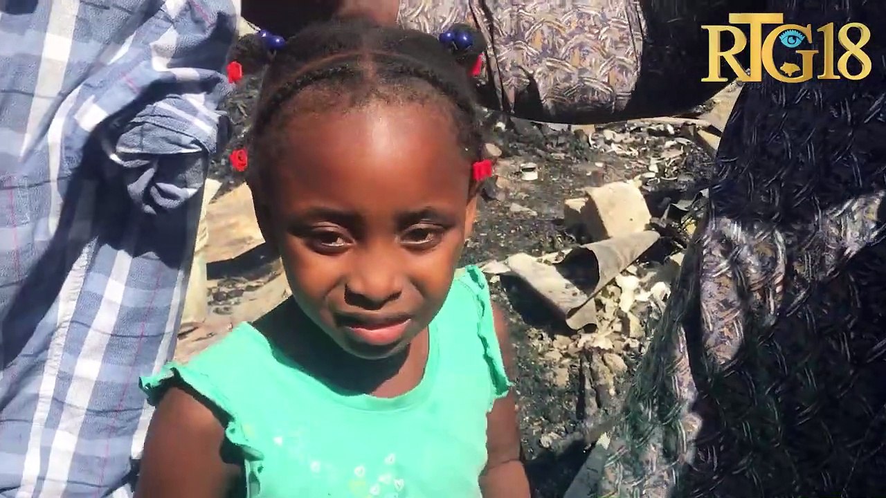 Yon gwo dife eklate nan lakou Mango sou wout Ayopò a ki detwi anviwon10 kay, selon kèk nan viktim yo