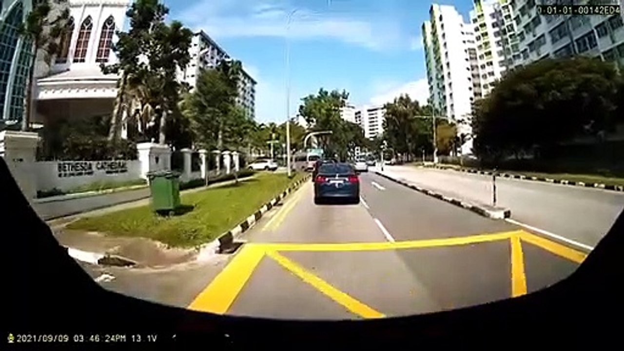 CAR CANT STAY IN LANE, SIDE MIRROR GETS BANG