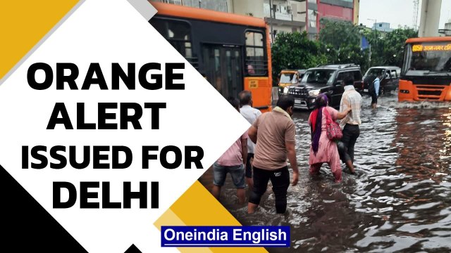 Delhi Airport flooded, orange alert issued after heavy rain | Oneindia News